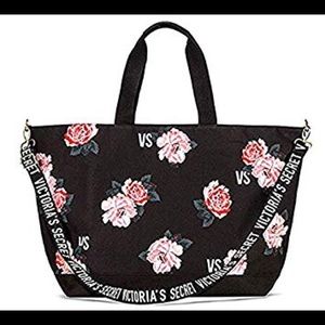Victoria’s Secret Travel Bag